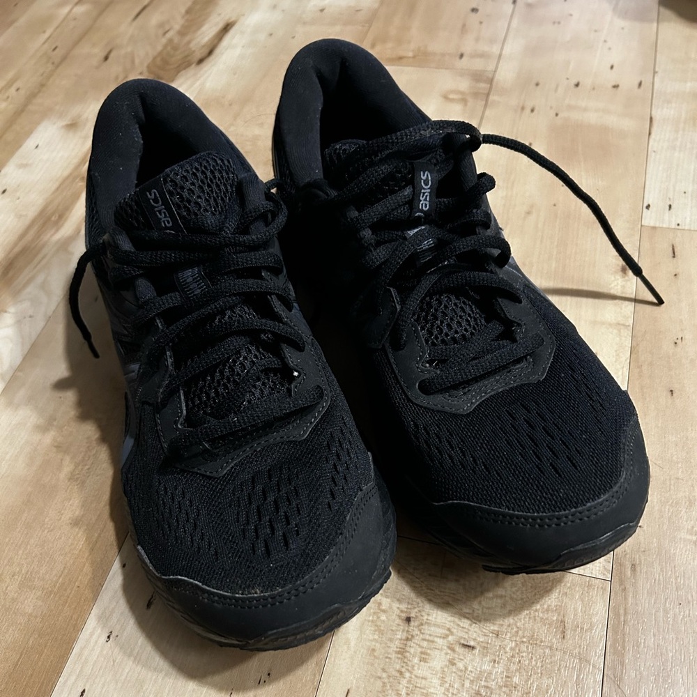 ASICS Everyday Comfort Amplifoam black 9.5